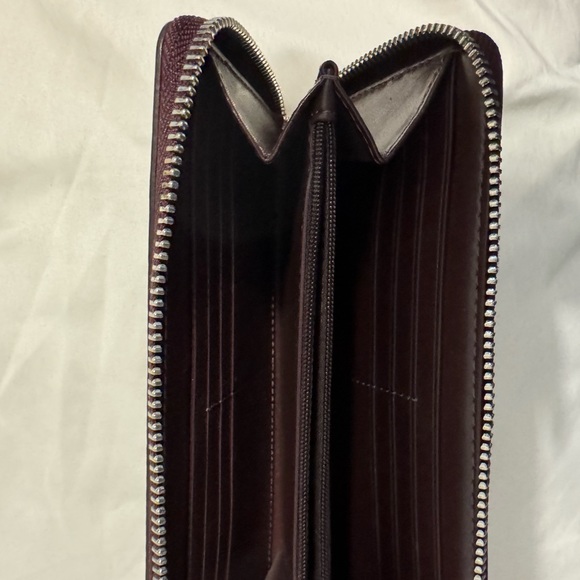 Coach long zip around - Picture 3 of 3